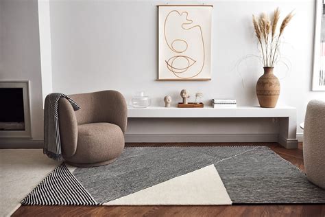 Nordic nest - Nordic Nest s’appelait auparavant Scandinavian Design Center. Nous avons changé de nom en Mai 2019, mais notre concept reste le même – vous aider à trouver de la décoration d’intérieur scandinave design et créer un foyer qui vous ressemble. Un foyer dont vous serez fier. Au cours des années nous avons, comme vous, …